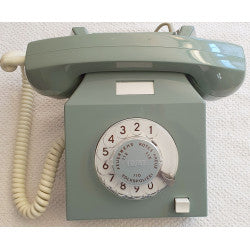 Tischstation 80er Jahr