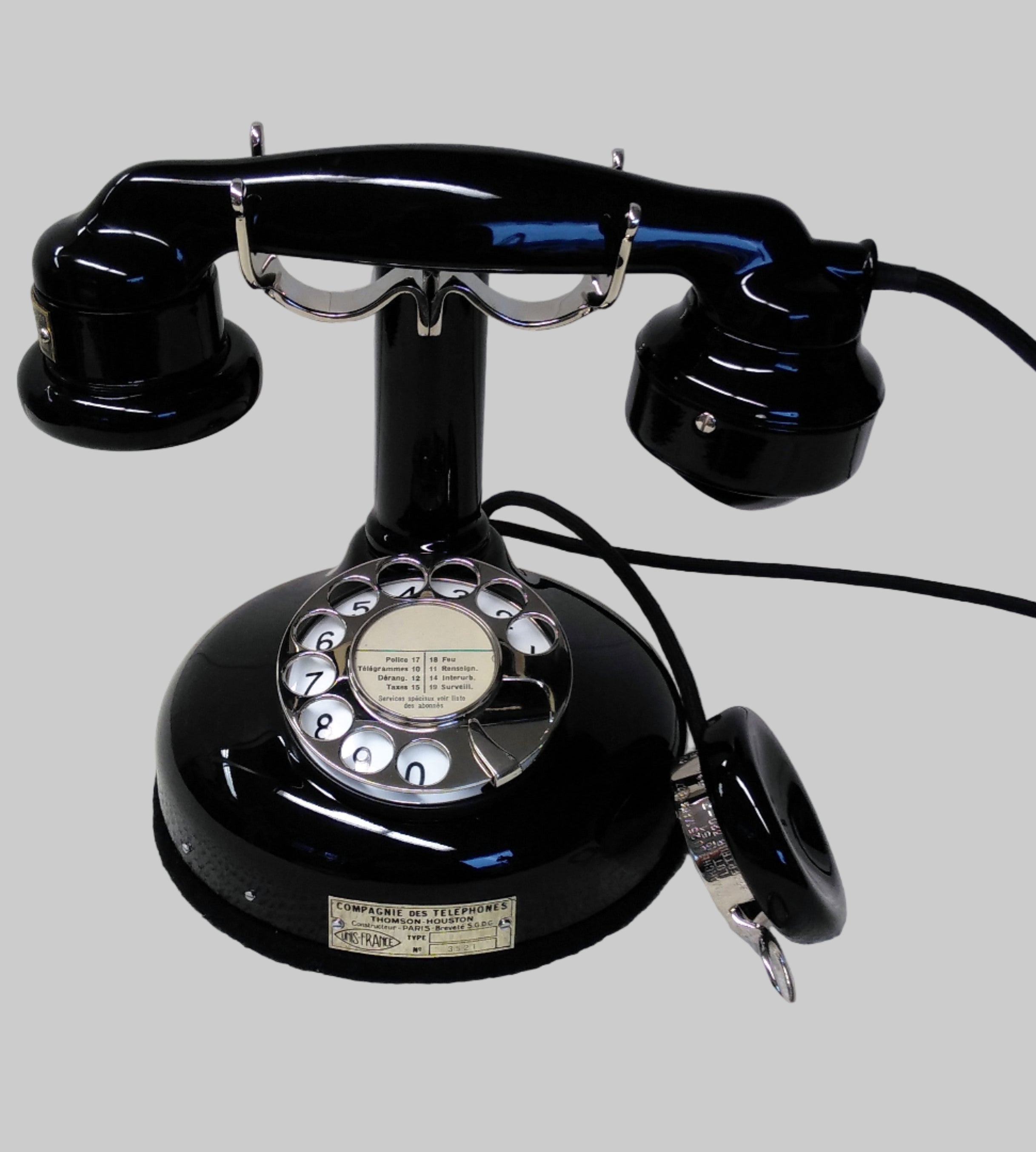 Pariserstation mit Hörer