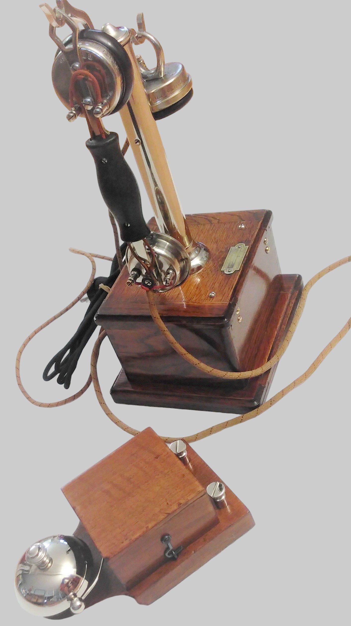 Französisches Holztelefon