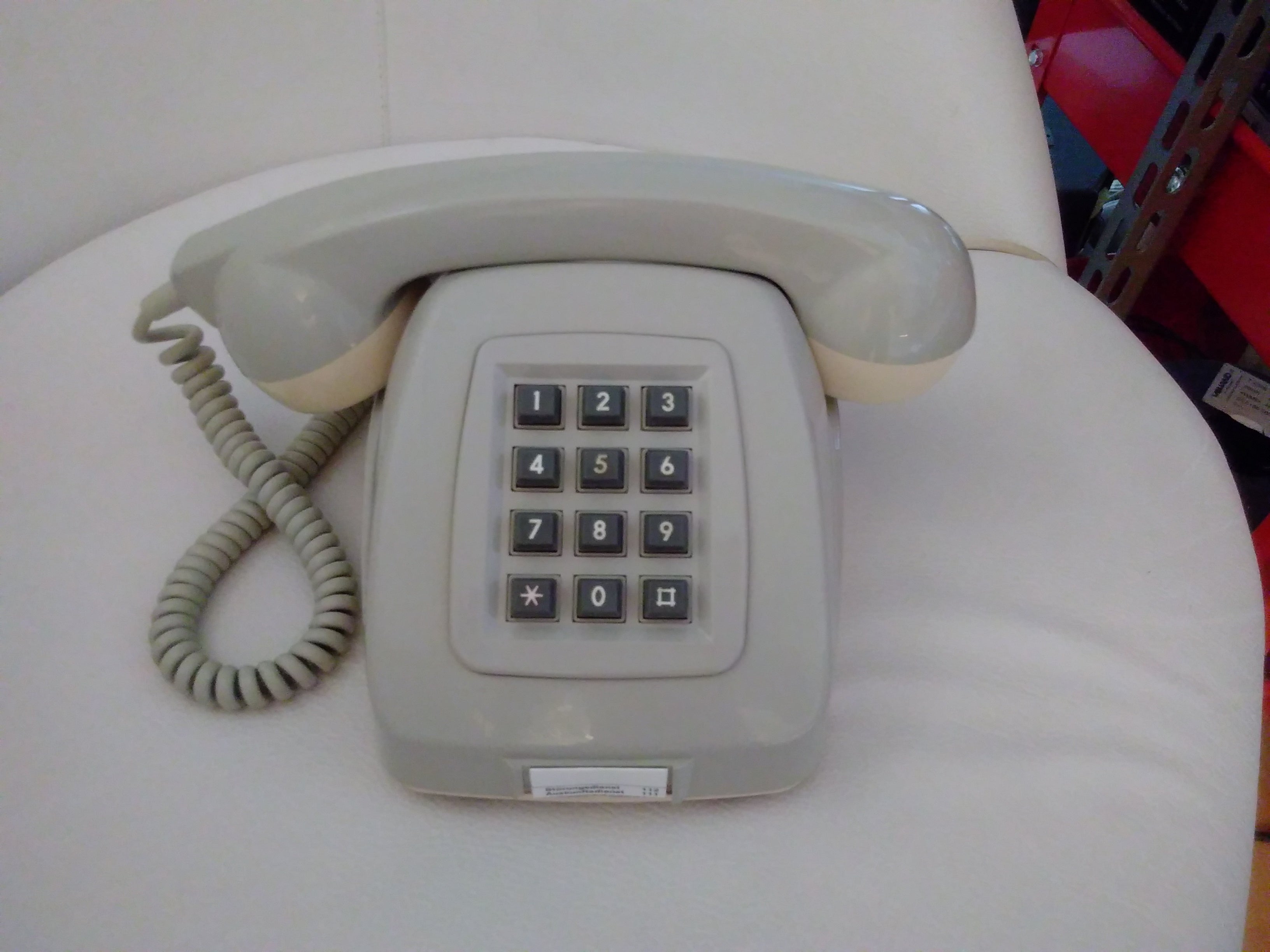 Tischstationen Modell 70 mit Tastenblock