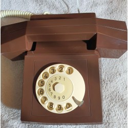 Braunes italienisches Telefon